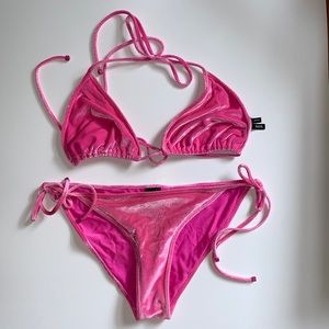 Triangle velvet pink bikini set and bag. Size M bottom XL top
